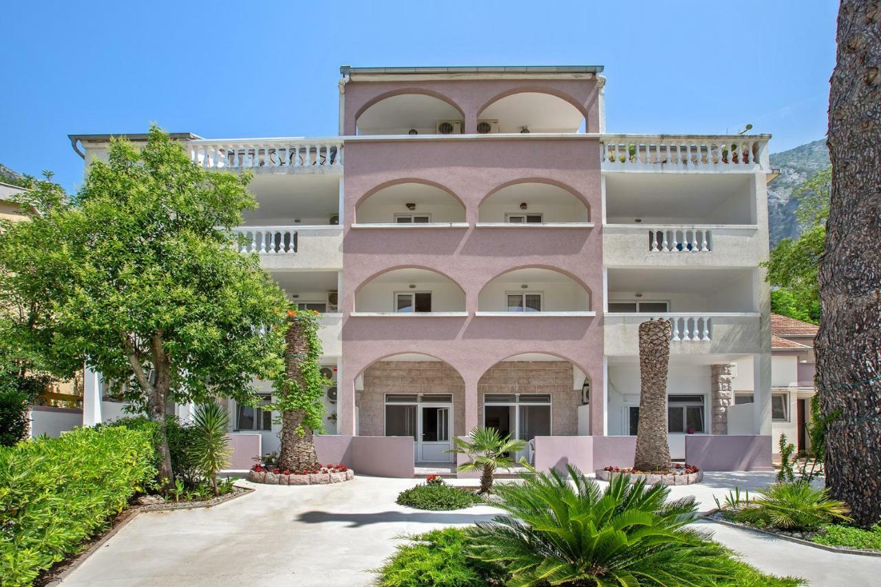 Apartments Villa Popovic Kotor Exterior photo