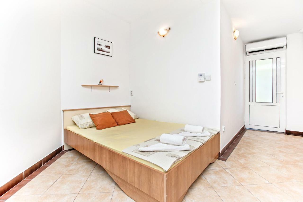 Apartments Villa Popovic Kotor Exterior photo